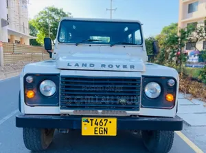 Land Rover Defender 2013 White