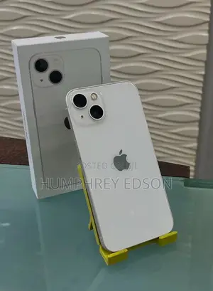 New Apple iPhone 13 128 GB White