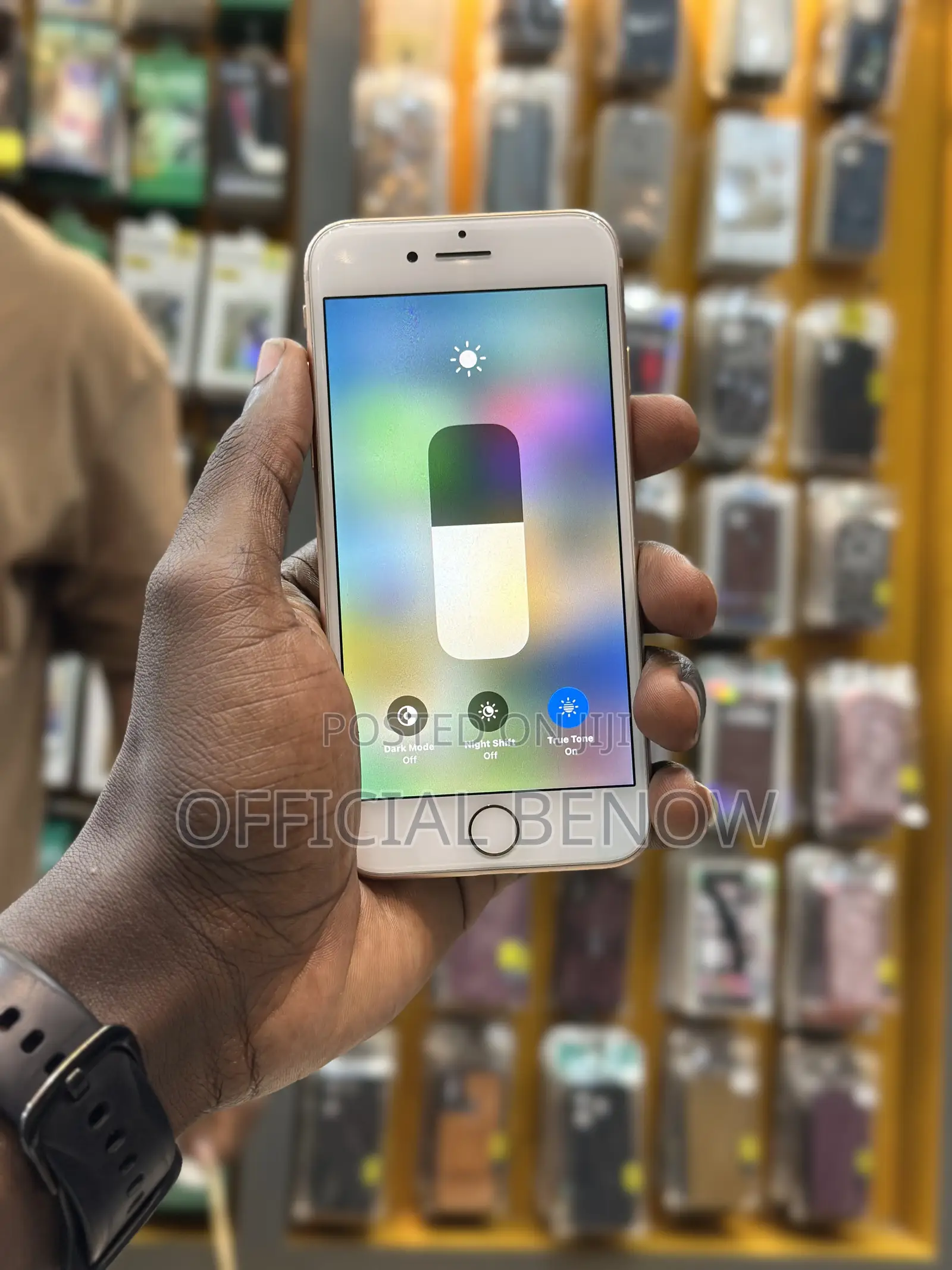 Apple iPhone 8 64 GB Gold