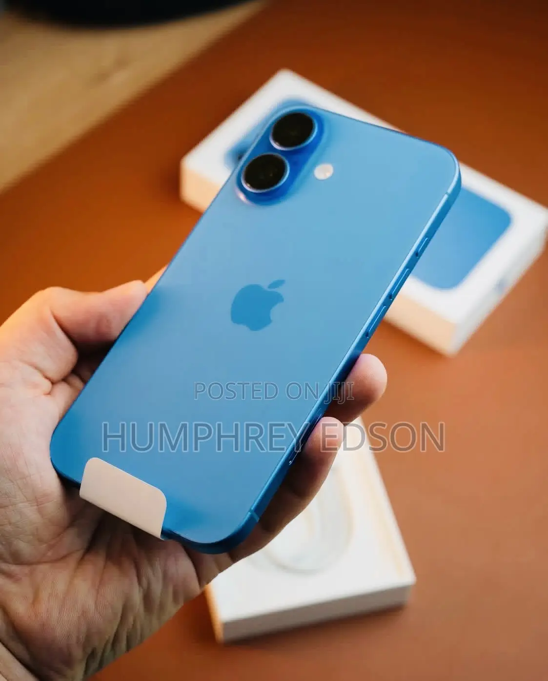 New Apple iPhone 16 256 GB Blue