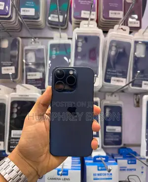 New Apple iPhone 15 Pro Max 256 GB Blue