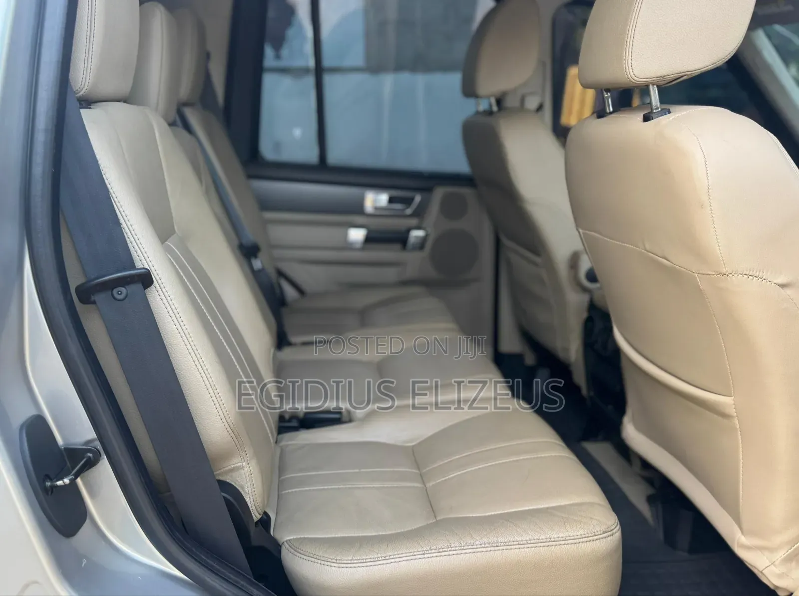 Land Rover Discovery 2011 Silver