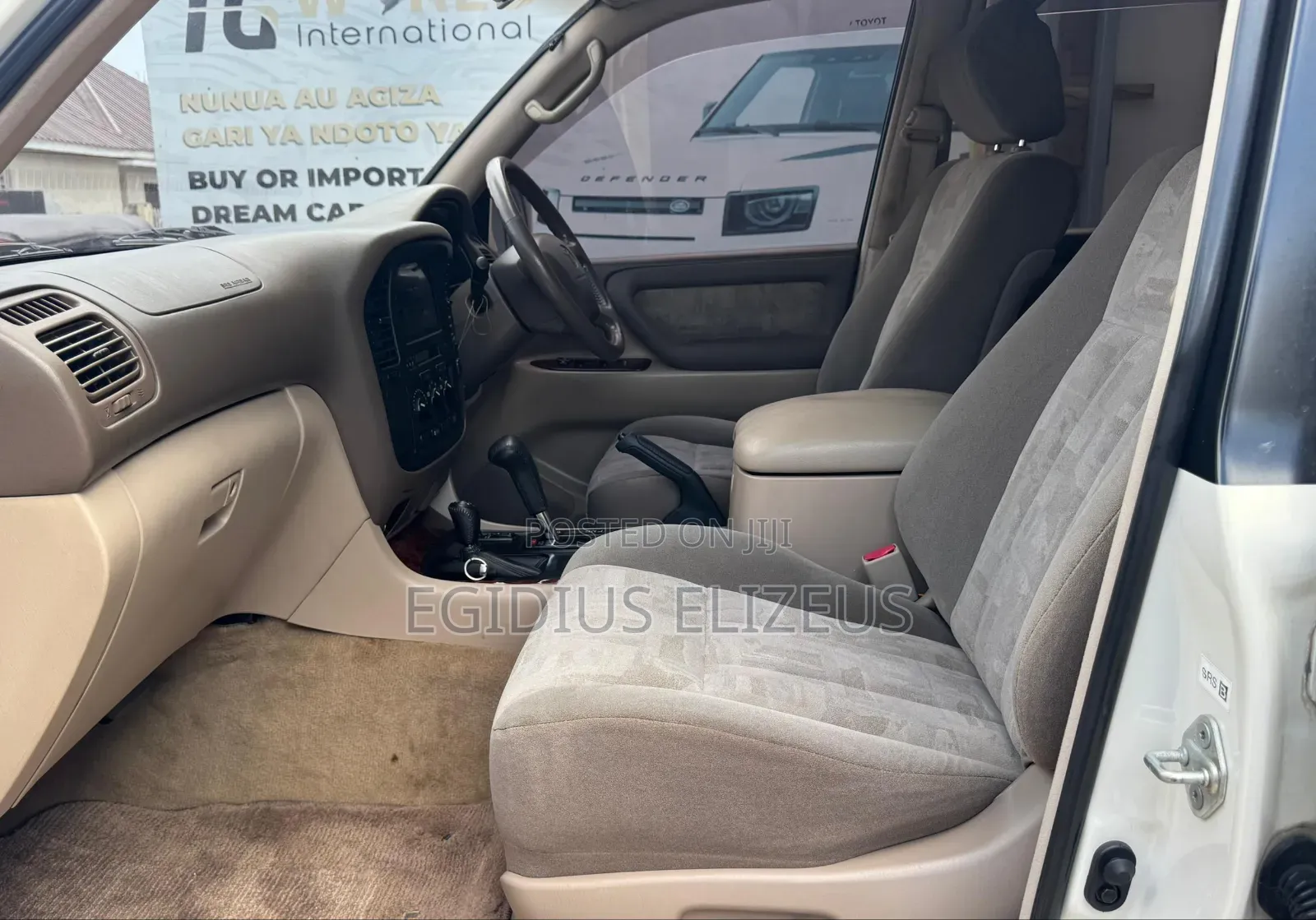 Toyota Land Cruiser 2000 White