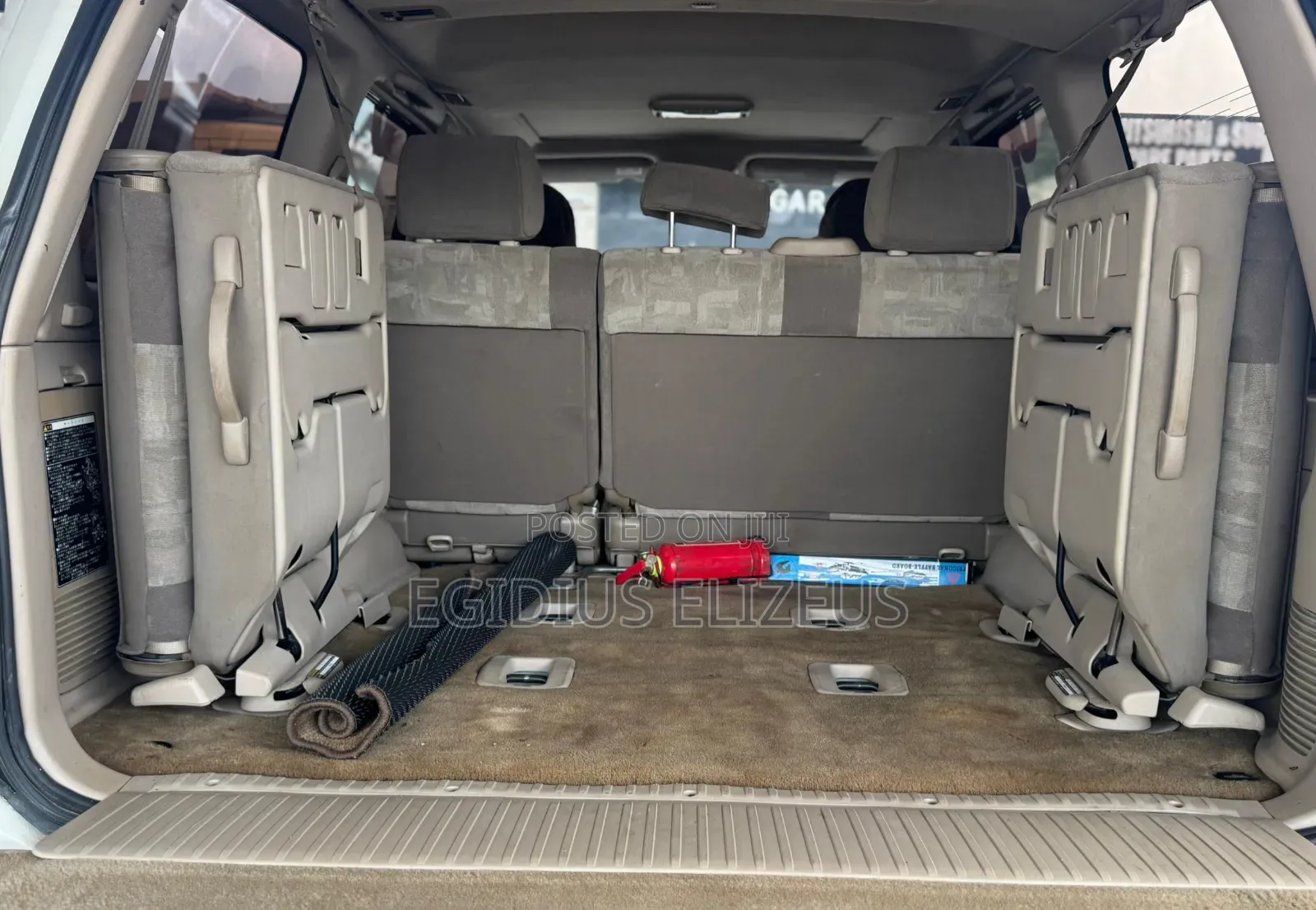 Toyota Land Cruiser 2000 White