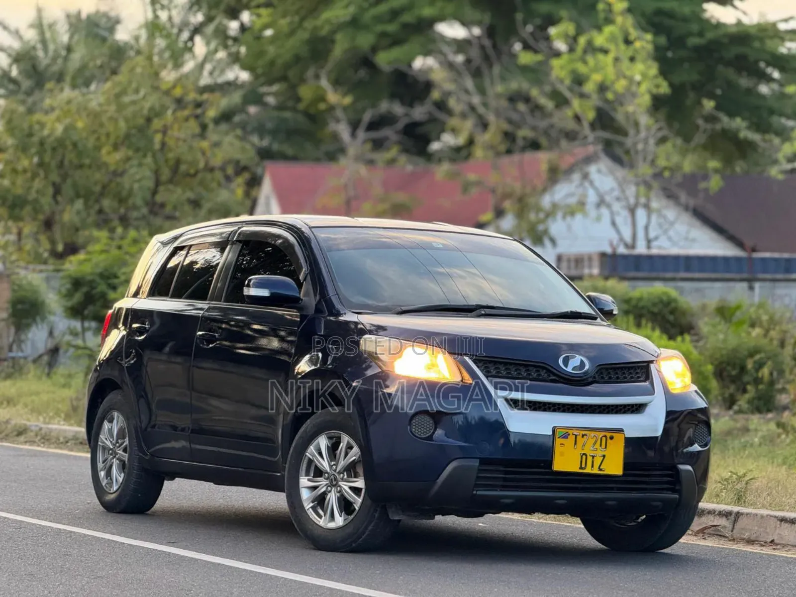 Toyota IST 2010 Blue