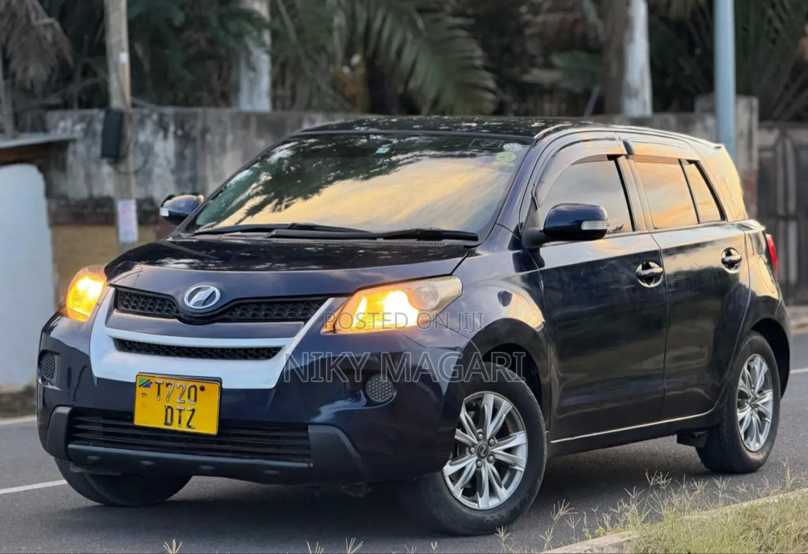Toyota IST 2010 Blue