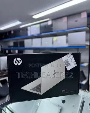 New Laptop HP Envy 13 16GB Intel Core I7 SSD 1T