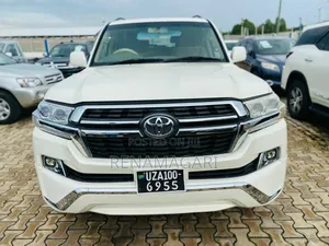 Toyota Land Cruiser 2008 White