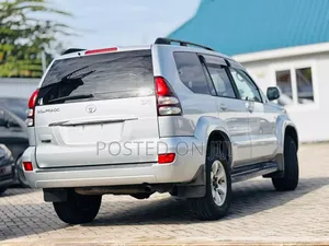 Toyota Land Cruiser Prado 2005 Silver