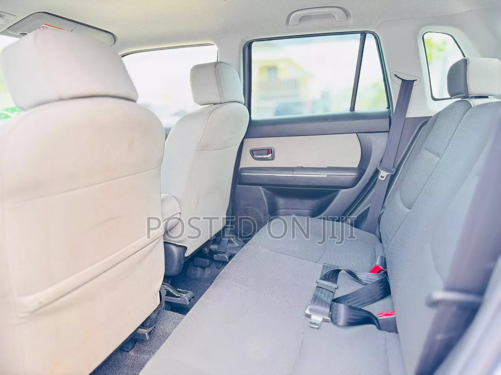 Mazda Verisa 2006 Silver