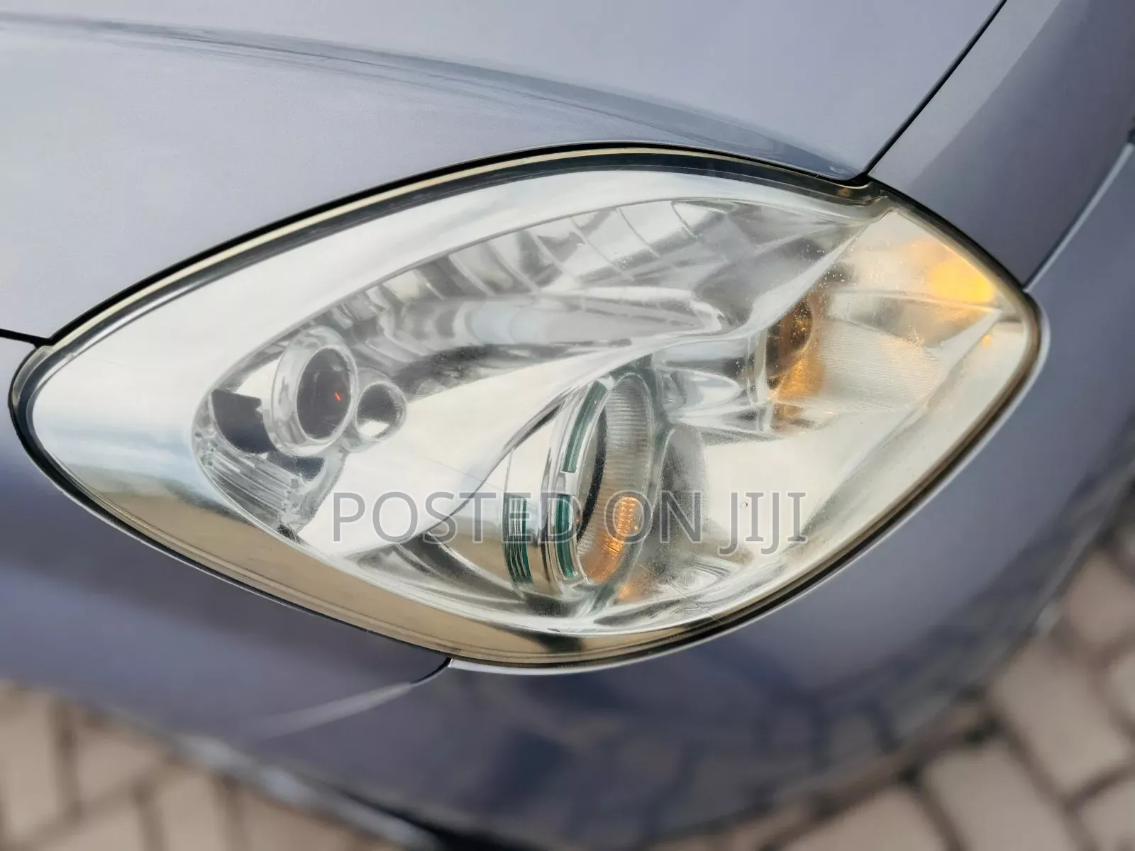 Mazda Verisa 2006 Silver