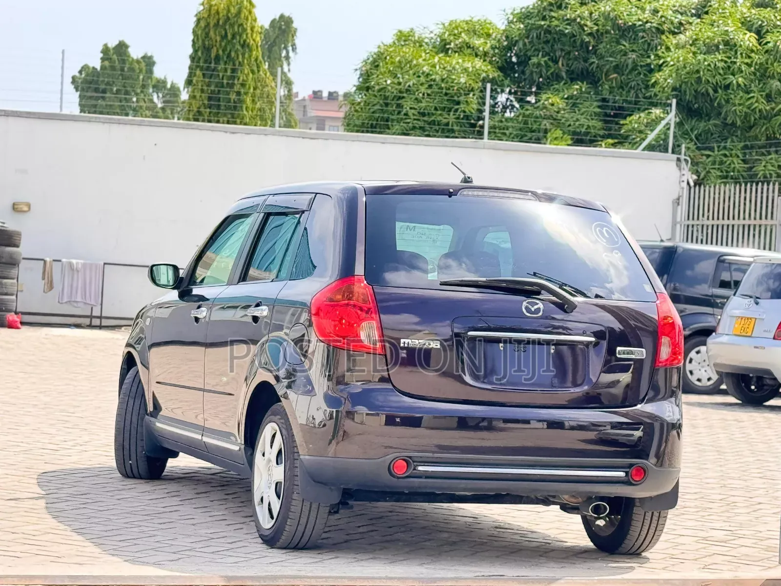 Mazda Verisa 2008 Black