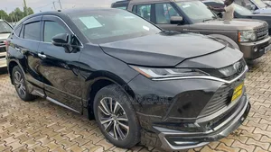 Photo - Toyota Harrier 2023 Gray