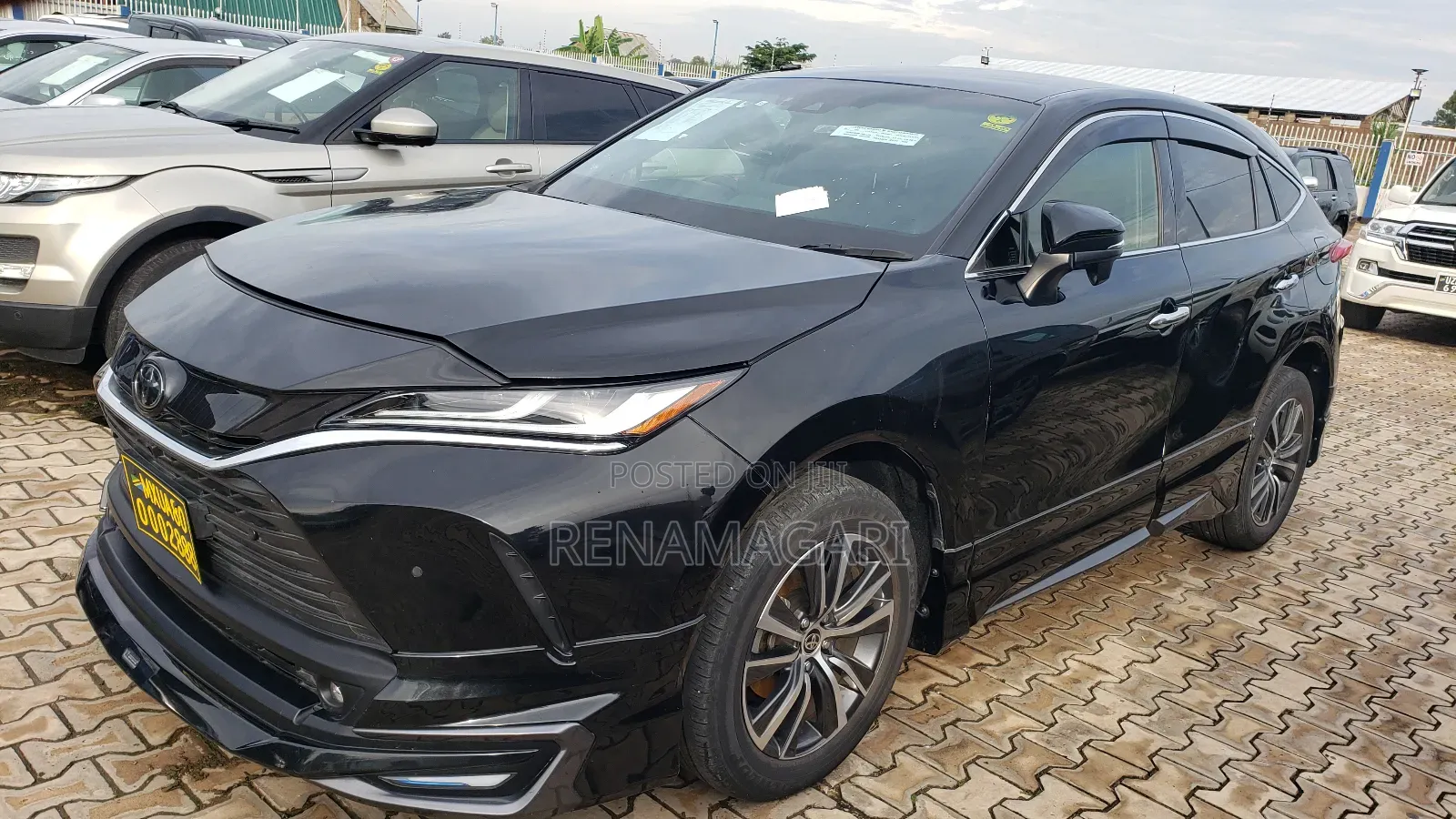 Toyota Harrier 2023 Gray