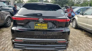 Toyota Harrier 2023 Gray
