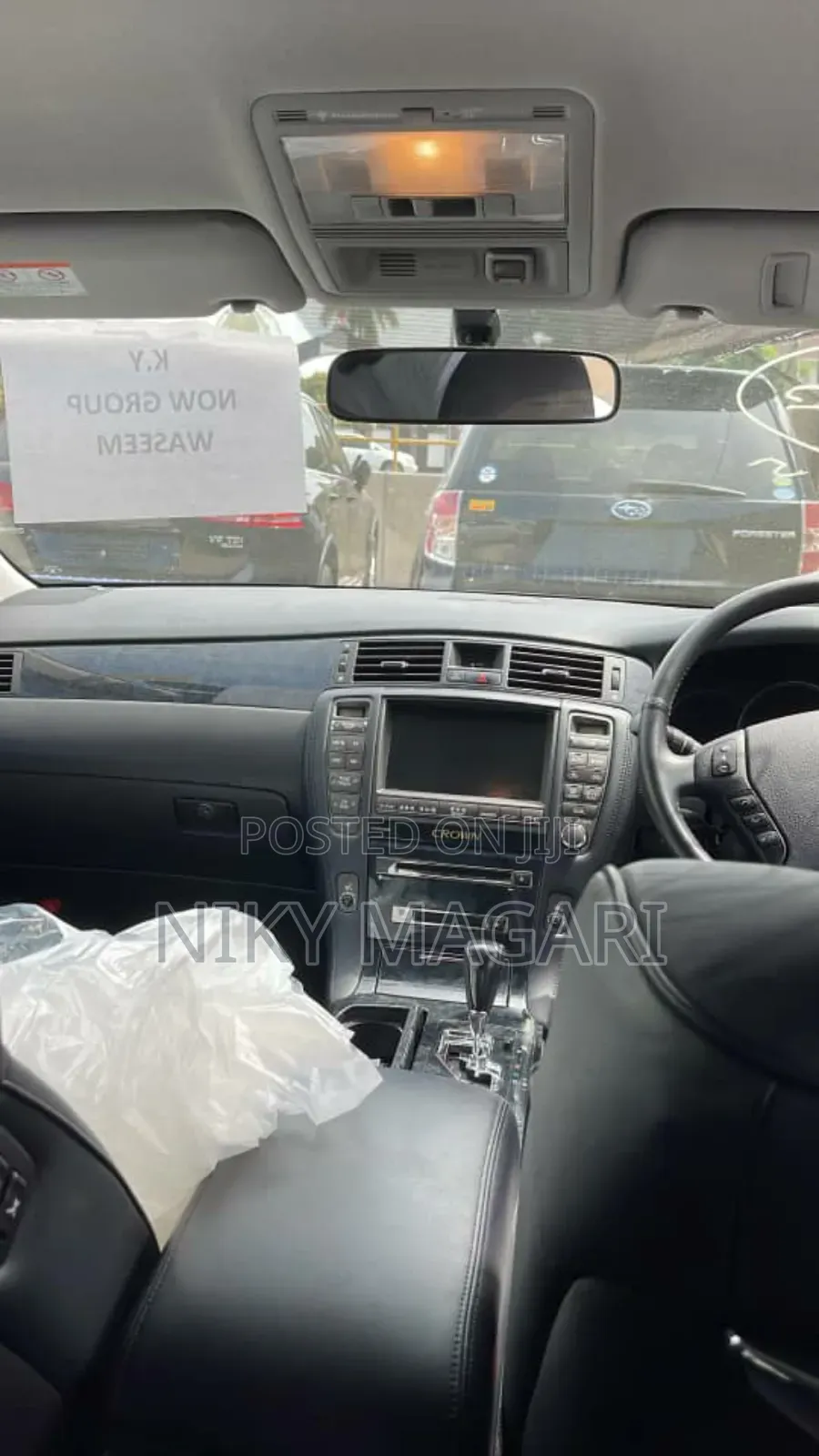 Toyota Crown 2012 Black