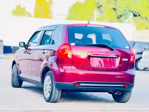 Mazda Verisa 2011 Red