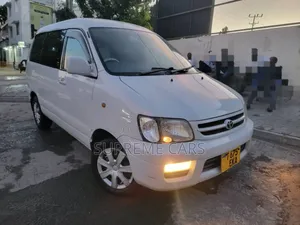 Toyota Noah 2001 White