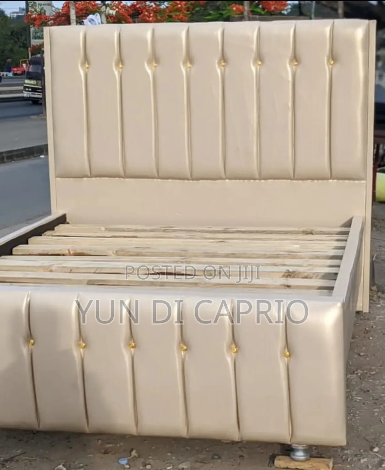 Kitanda Kizuri Sofabed 5X6