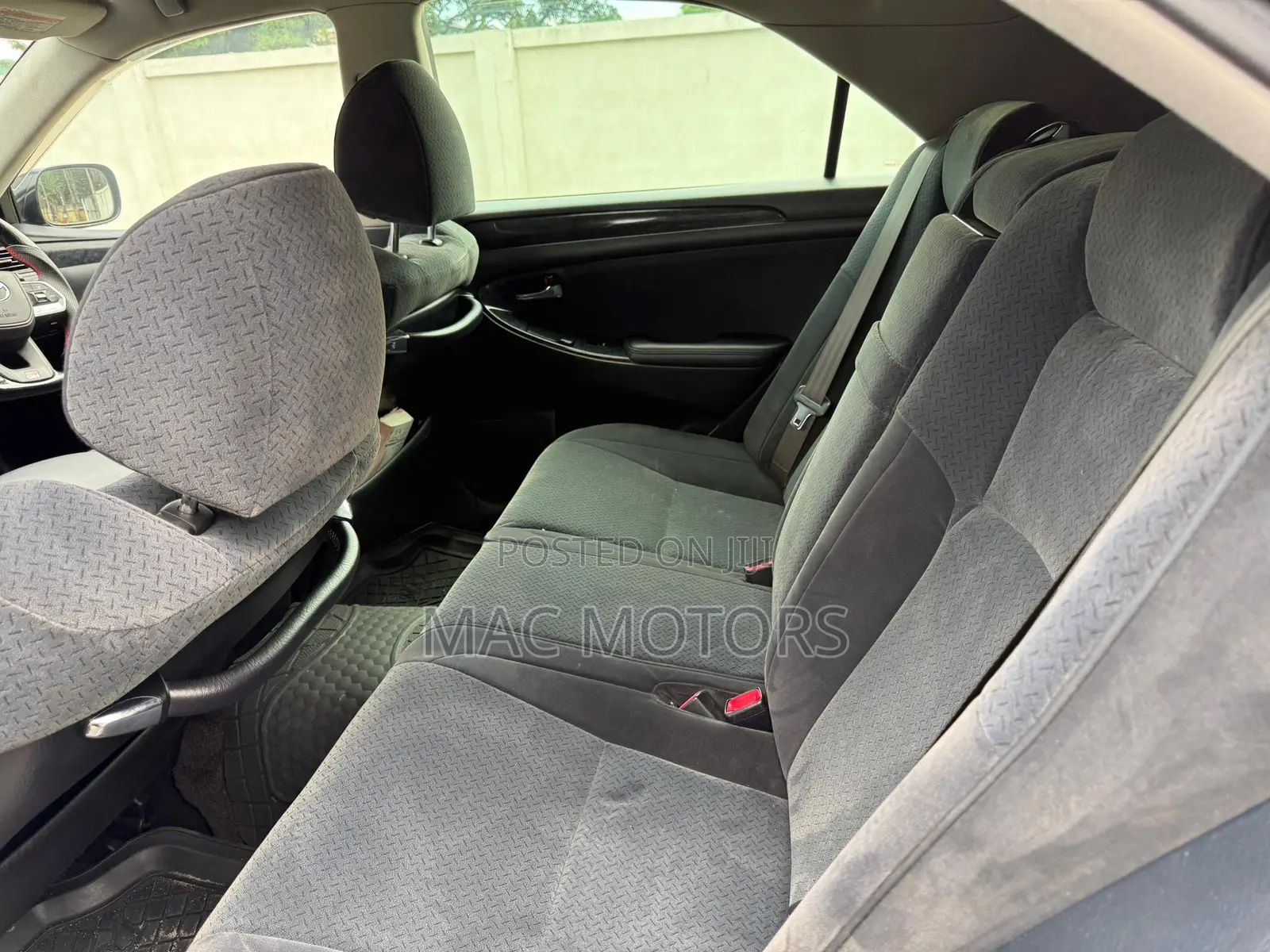 Toyota Crown Royale 2005 Black