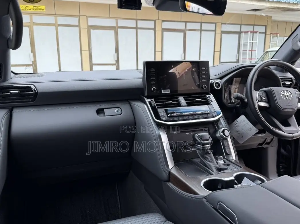 New Toyota Land Cruiser 2023 Black