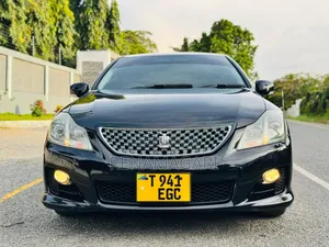 Toyota Crown 2006 Black