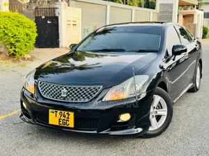 Toyota Crown 2006 Black