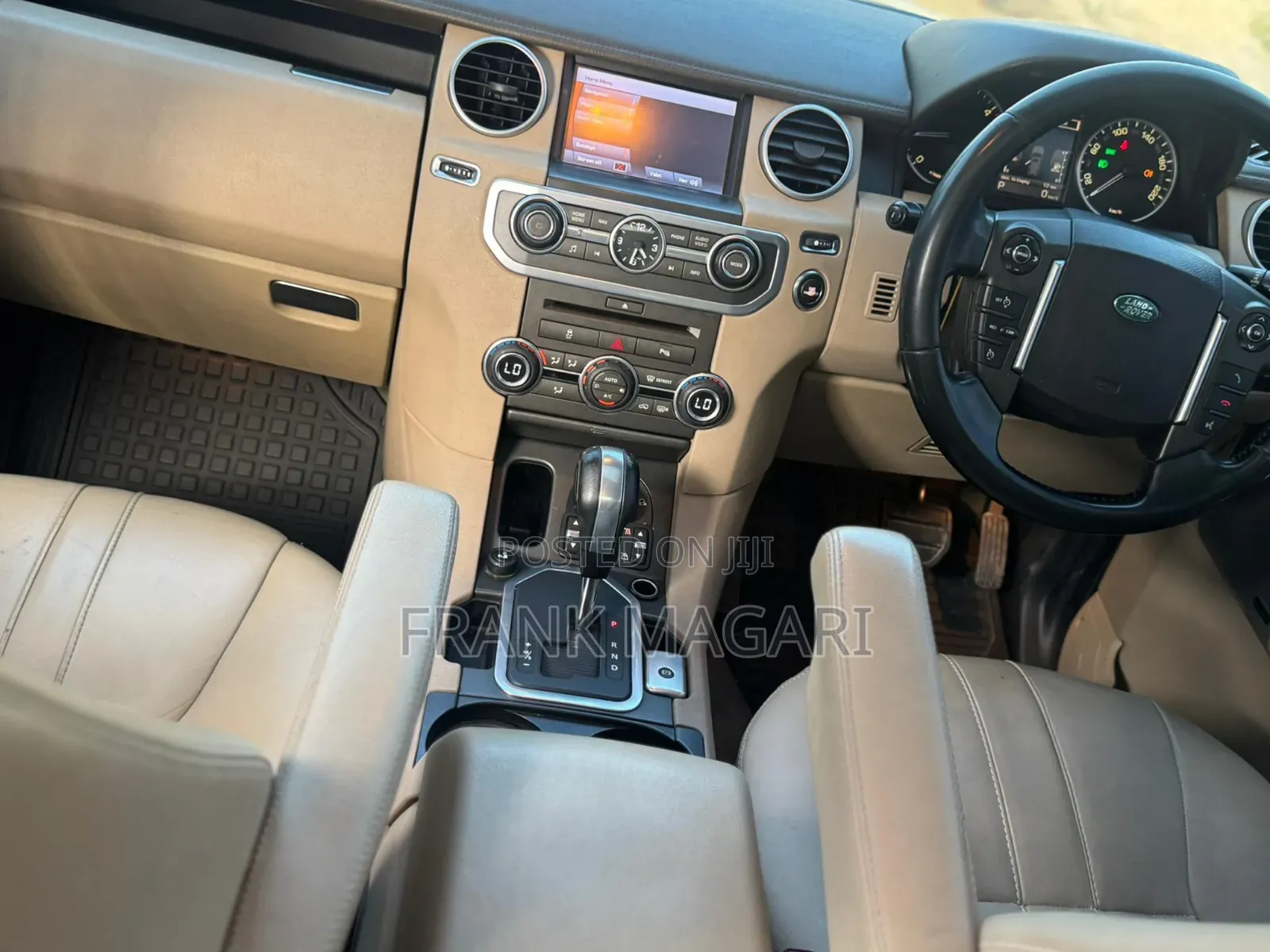 Land Rover Discovery 2011 Gold