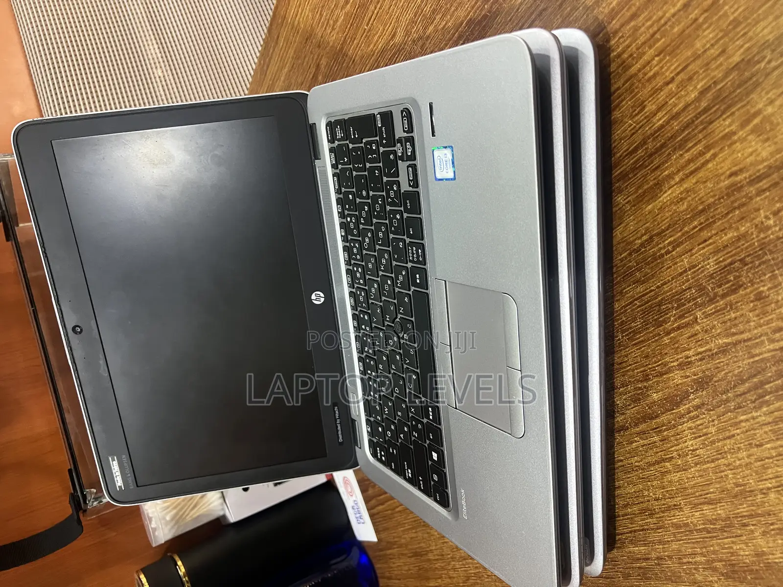 Laptop HP EliteBook 820 G3 8GB Intel Core I3 SSD 256GB