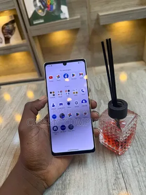 Sharp Aquos zero6 128 GB White