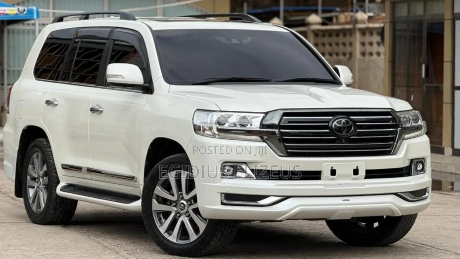 Toyota Land Cruiser 2018 White