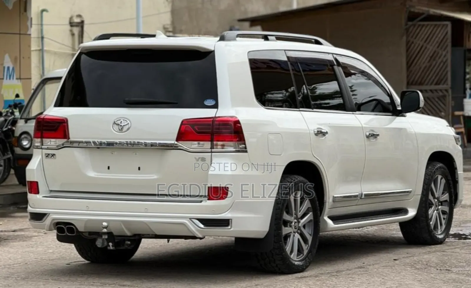 Toyota Land Cruiser 2018 White
