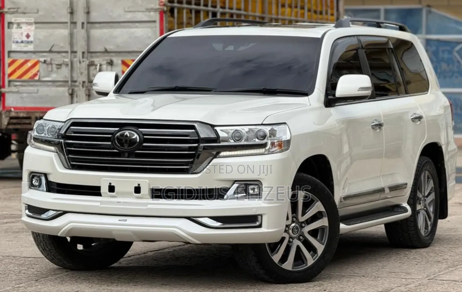 Toyota Land Cruiser 2018 White