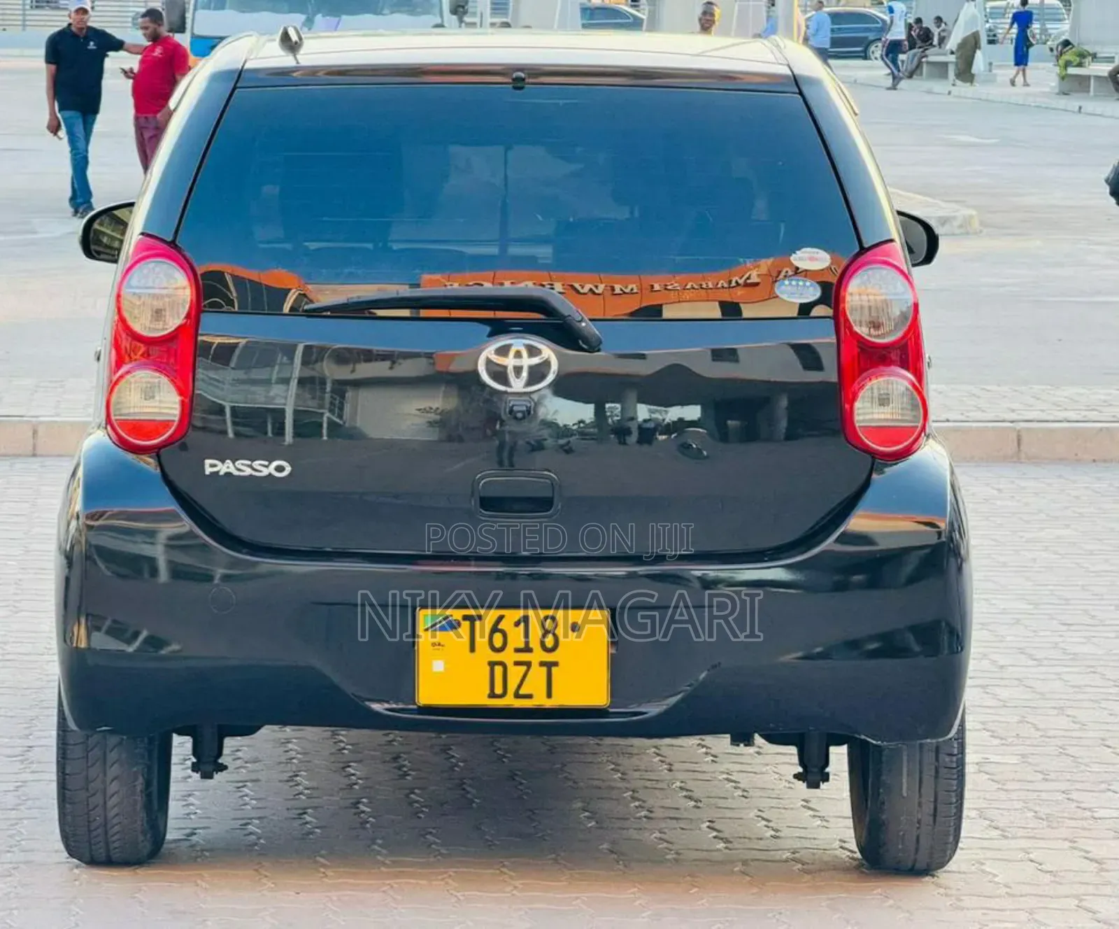 Toyota Passo 2009 Black