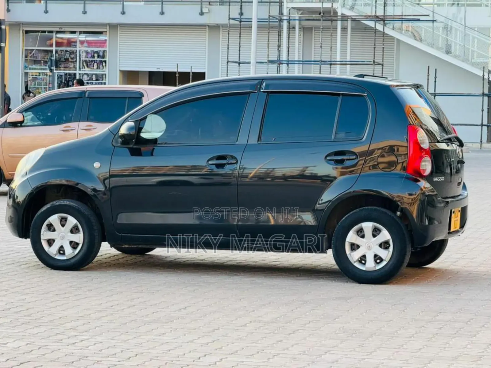 Toyota Passo 2009 Black