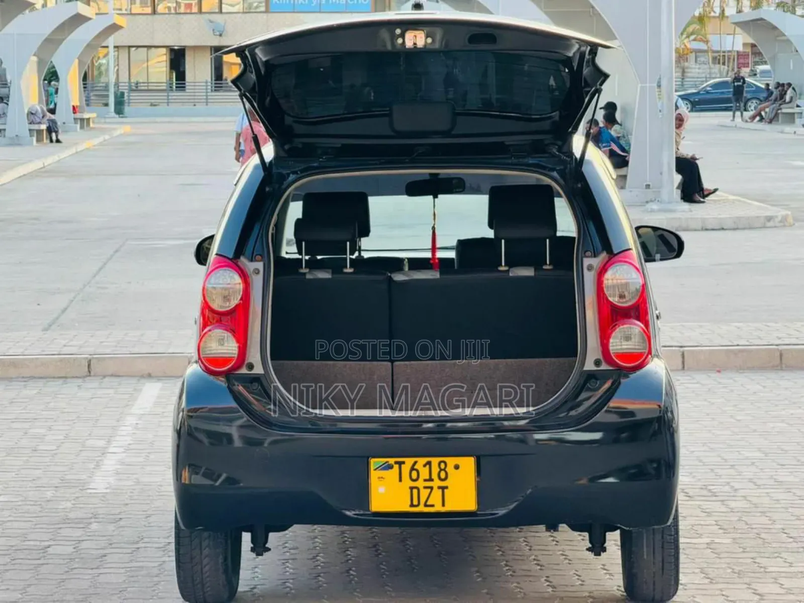 Toyota Passo 2009 Black
