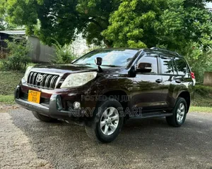 Toyota Land Cruiser Prado 2010 Burgundy