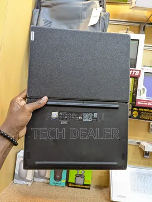 Laptop Lenovo 100e 4GB Intel Pentium SSD 128GB