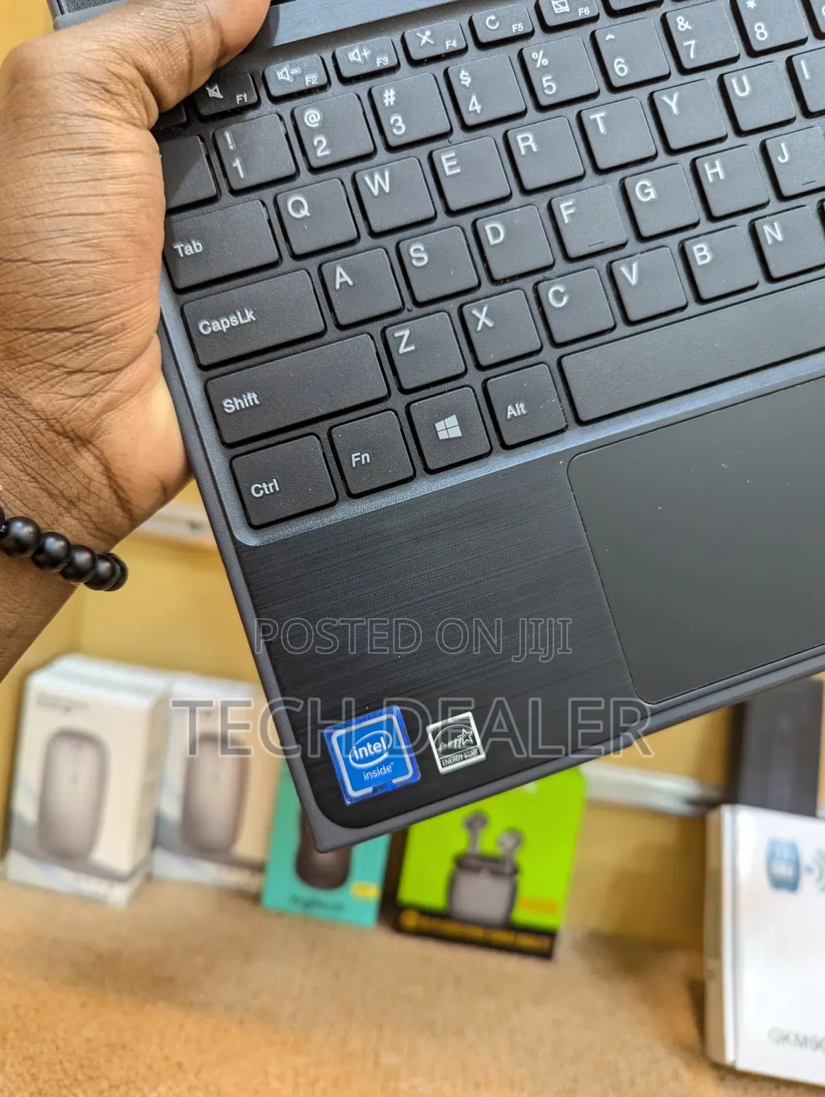 Laptop Lenovo 100e 4GB Intel Pentium SSD 128GB