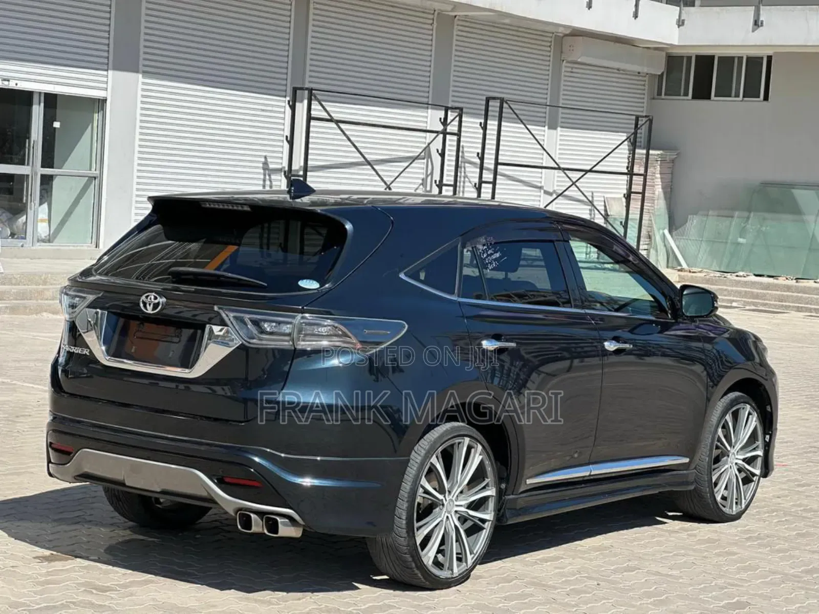 Toyota Harrier 2.0 2014 Black