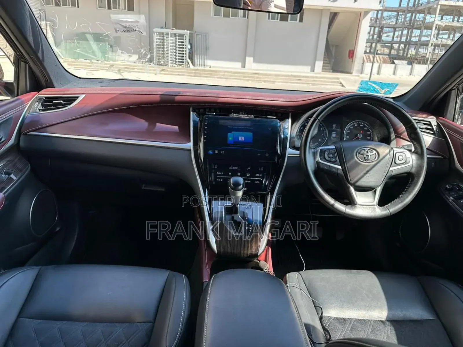 Toyota Harrier 2.0 2014 Black