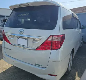Toyota Alphard 2009 White