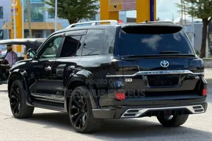 Toyota Land Cruiser 2017 Black