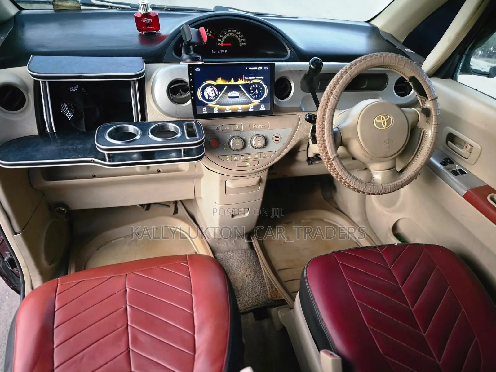 Toyota Porte 2005 Red