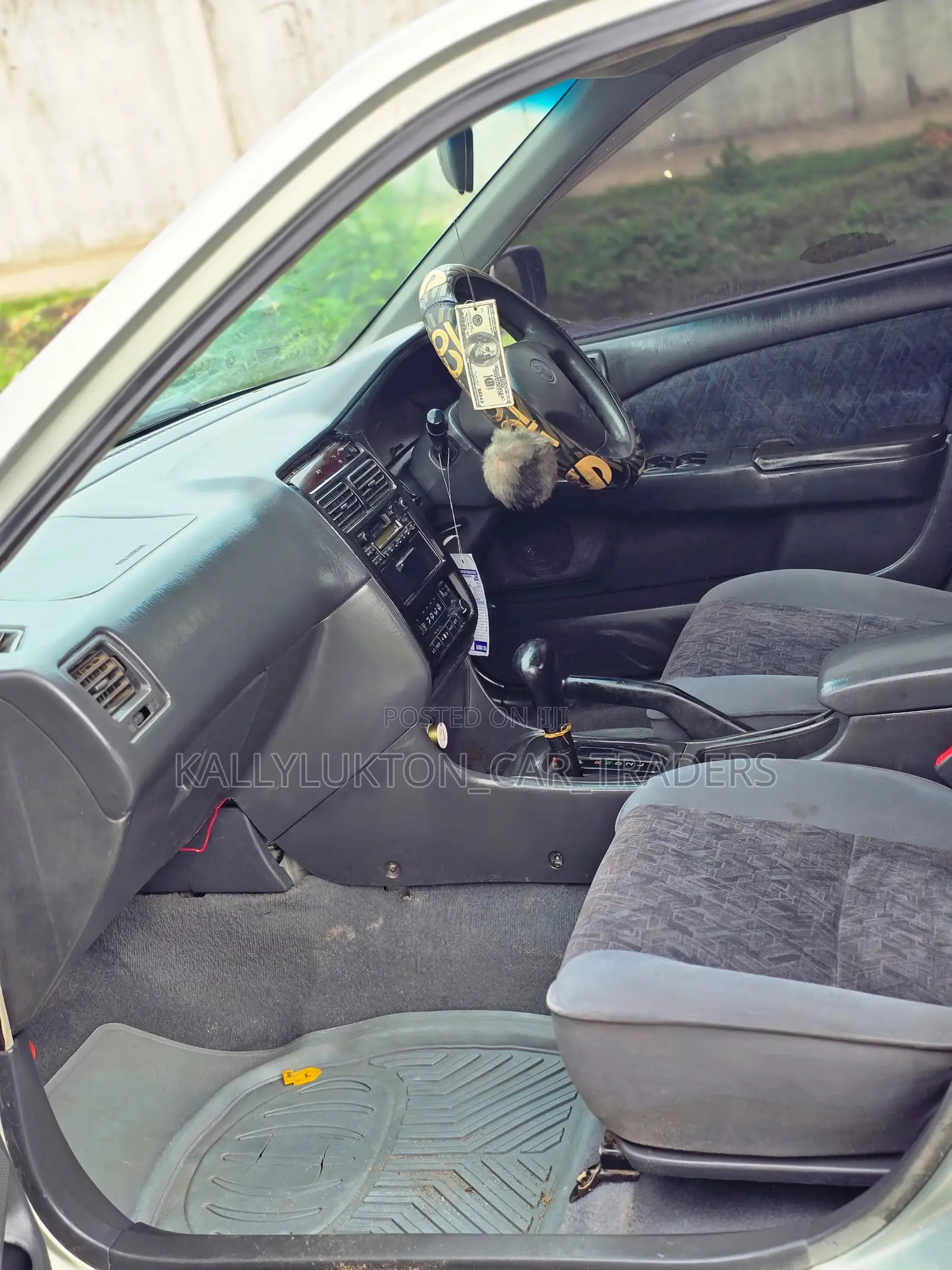 Toyota Carina 2001 Silver