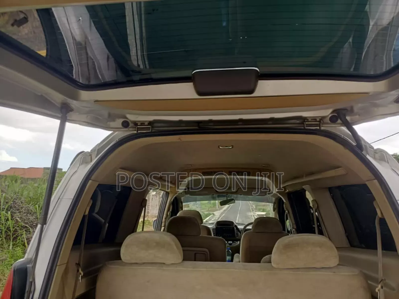 Nissan Serena 2001 Silver