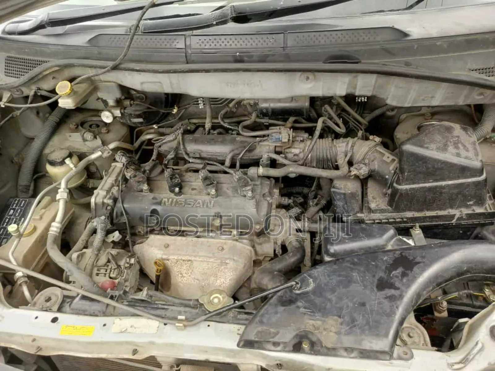 Nissan Serena 2001 Silver