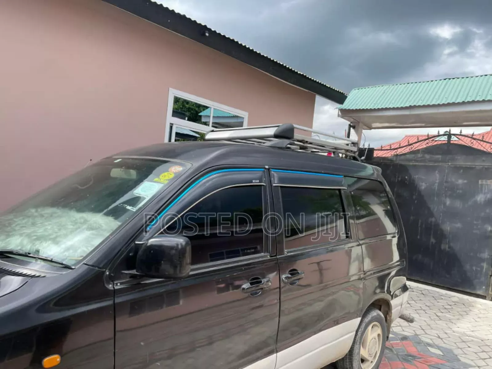 Toyota Noah 2003 Black