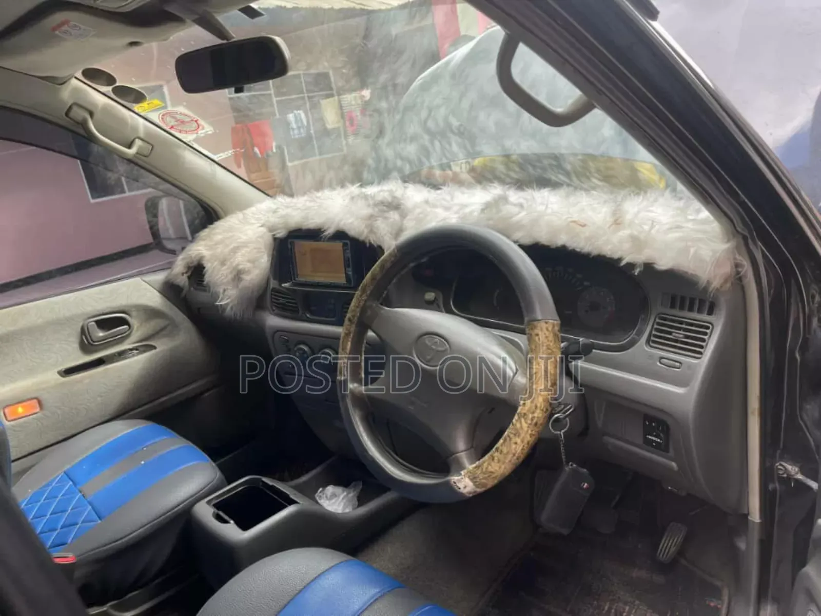 Toyota Noah 2003 Black