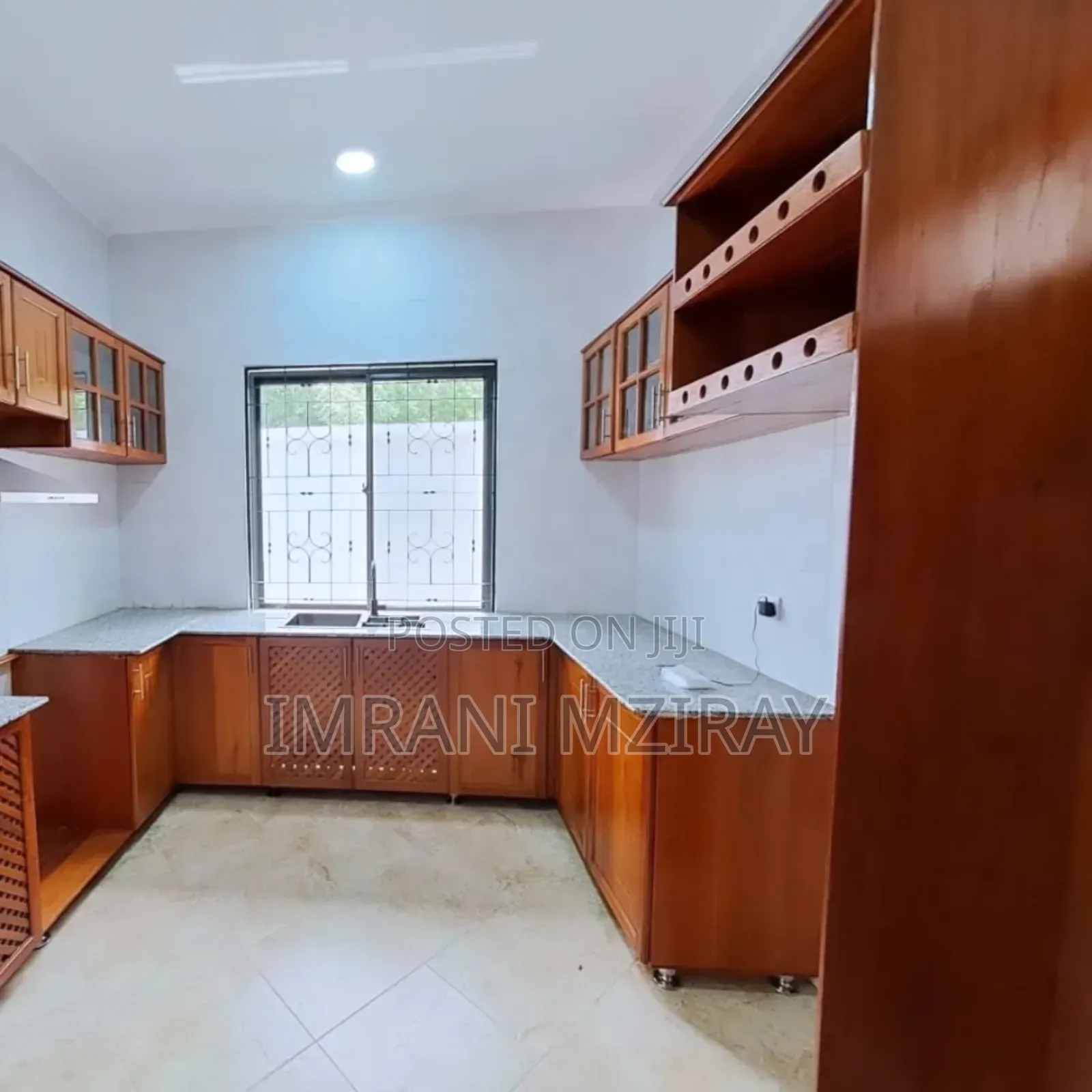 Furnished 4bdrm Apartment in Upanga East for rent
